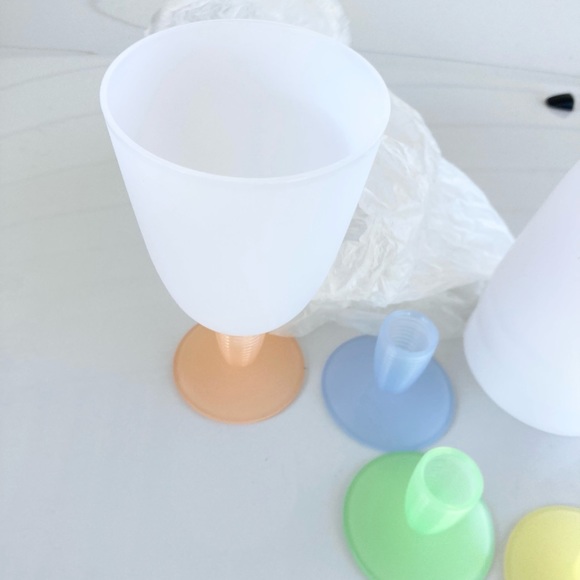 Tupperware Impressions Beverage Goblets Stemmed Cups Set of 4 (parfait cups) - Picture 5 of 9